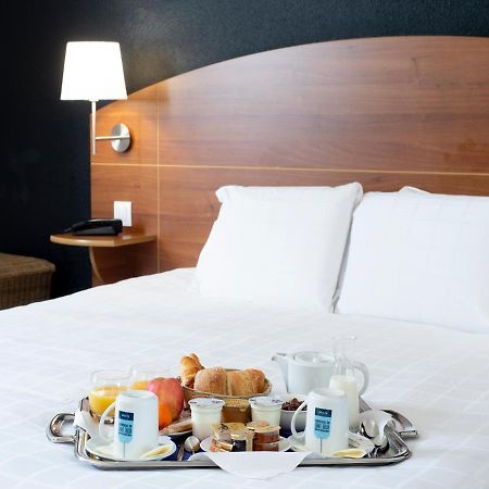 Kyriad Hotel Clermont Ferrand Centre Eksteriør billede